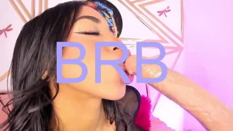 Dulce online show from December 3, 2025, 2:48 pm