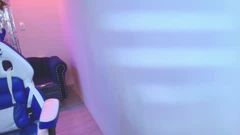 Snapshot of dulce_viioleta chatting on December 14, 2025, 11:04 am dulce_viioleta online show from December 14, 2025, 11:04 am