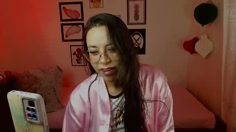 Dulce online show from April 9, 2026, 6:19 am