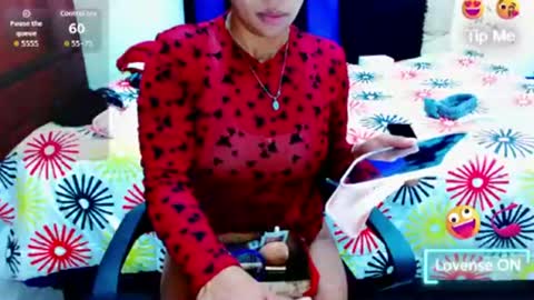 Snapshot of dulcemaria_ik chatting on October 18, 2025, 5:21 am DULCE MARIA online show from October 18, 2025, 5:21 am