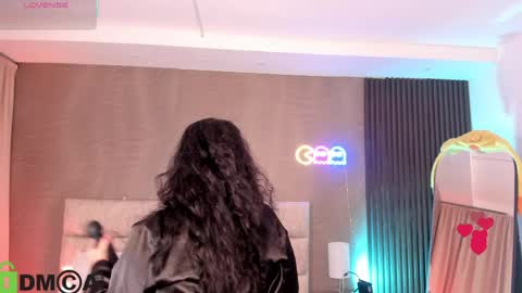 Dulce Rose online show from April 8, 2026, 3:06 am