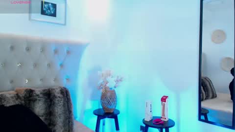 Dulcey online show from September 20, 2025, 10:22 pm