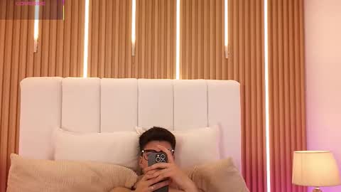 Snapshot of dulcey_ chatting on March 18, 2026, 4:48 am Dulcey online show from March 18, 2026, 4:48 am