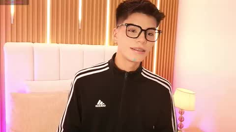 Snapshot of dulcey_ chatting on March 25, 2026, 5:35 am Dulcey online show from March 25, 2026, 5:35 am