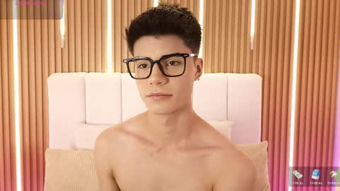 Snapshot of dulcey_ chatting on April 1, 2026, 4:02 am Dulcey online show from April 1, 2026, 4:02 am