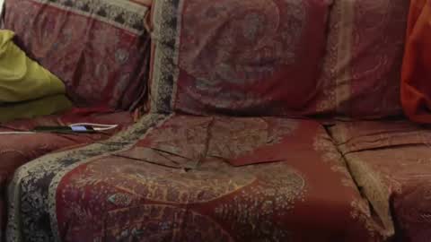 dunant76 online show from April 18, 2026, 6:56 pm