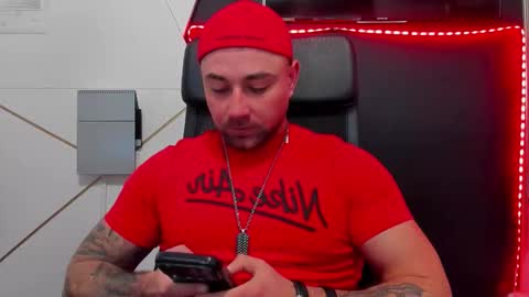 Snapshot of duncanstones chatting on February 20, 2026, 6:26 am DuncanStone online show from February 20, 2026, 6:26 am