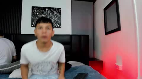 Thomas and Noah online show from September 25, 2025, 12:09 pm