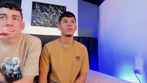 Thomas and Noah online show from November 30, 2025, 8:24 pm