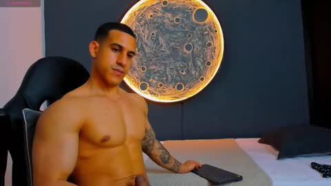 duran_dhikol1 online show from November 8, 2025, 3:29 am