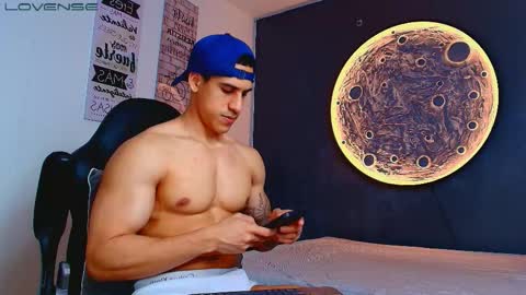 duran_dhikol1 online show from February 24, 2026, 3:15 am