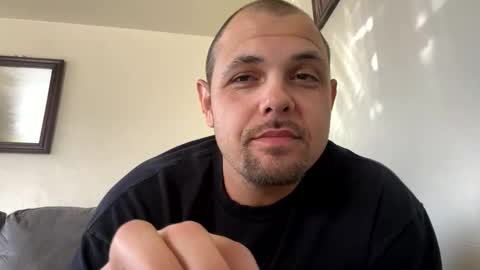 dust_em702 online show from May 9, 2026, 12:27 am