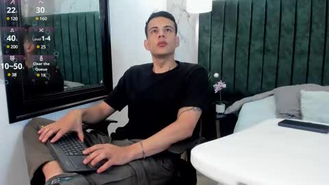 Dustin Sonne online show from February 23, 2025, 3:56 am