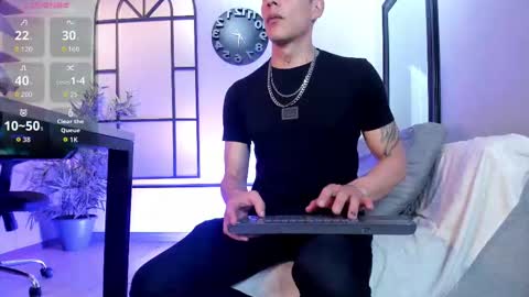 Dustin Sonne online show from September 24, 2025, 3:59 pm