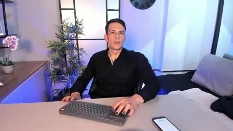 Dustin Sonne online show from April 13, 2026, 3:34 am