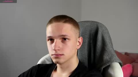 Dustyn online show from February 19, 2025, 2:44 pm