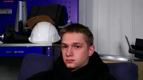 Dustyn online show from January 16, 2026, 6:06 am