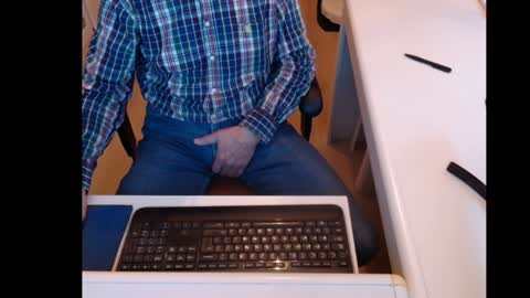 Snapshot of dutchpornking2 chatting on January 12, 2025, 8:14 am dutchpornking2 online show from January 12, 2025, 8:14 am