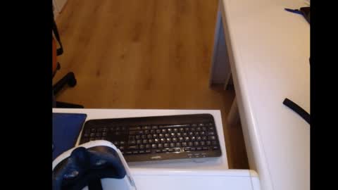 Snapshot of dutchpornking2 chatting on January 16, 2025, 6:37 pm dutchpornking2 online show from January 16, 2025, 6:37 pm