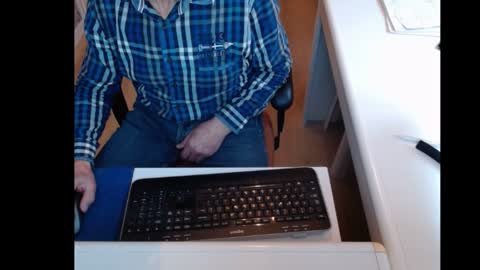 Snapshot of dutchpornking2 chatting on January 21, 2025, 11:24 am dutchpornking2 online show from January 21, 2025, 11:24 am