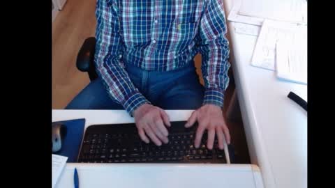 Snapshot of dutchpornking2 chatting on January 31, 2025, 3:11 pm dutchpornking2 online show from January 31, 2025, 3:11 pm