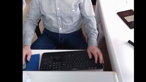 Snapshot of dutchpornking2 chatting on February 5, 2025, 8:54 am dutchpornking2 online show from February 5, 2025, 8:54 am