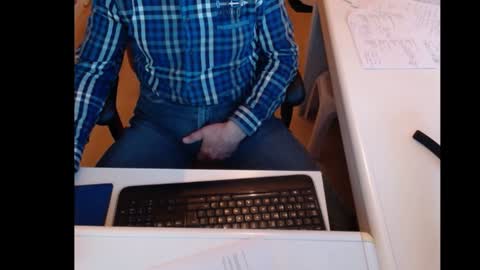 Snapshot of dutchpornking2 chatting on February 8, 2025, 8:31 am dutchpornking2 online show from February 8, 2025, 8:31 am