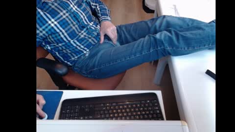 Snapshot of dutchpornking2 chatting on February 8, 2025, 12:50 pm dutchpornking2 online show from February 8, 2025, 12:50 pm