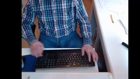 Snapshot of dutchpornking2 chatting on February 12, 2025, 1:27 pm dutchpornking2 online show from February 12, 2025, 1:27 pm