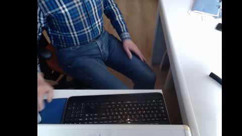 Snapshot of dutchpornking2 chatting on March 10, 2025, 10:59 am dutchpornking2 online show from March 10, 2025, 10:59 am