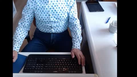 Snapshot of dutchpornking2 chatting on October 10, 2025, 7:51 am dutchpornking2 online show from October 10, 2025, 7:51 am