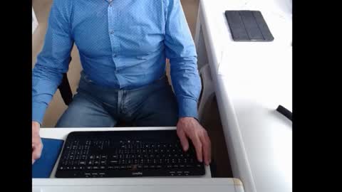 Snapshot of dutchpornking2 chatting on October 31, 2025, 8:59 am dutchpornking2 online show from October 31, 2025, 8:59 am