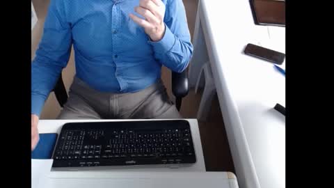 dutchpornking2 online show from December 5, 2025, 9:18 am