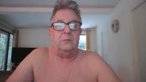 dutchsmooth online show from January 9, 2026, 8:17 am