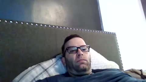 dweav240 online show from November 24, 2025, 6:07 pm