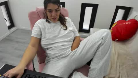 Snapshot of dyanakaylin chatting on February 7, 2026, 6:06 am dayana online show from February 7, 2026, 6:06 am