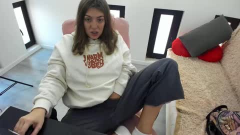 Snapshot of dyanakaylin chatting on February 19, 2026, 5:47 am dayana online show from February 19, 2026, 5:47 am