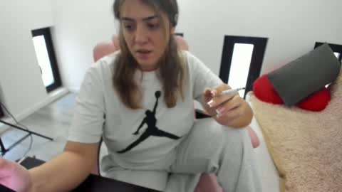 Snapshot of dyanakaylin chatting on February 23, 2026, 5:49 am dayana online show from February 23, 2026, 5:49 am