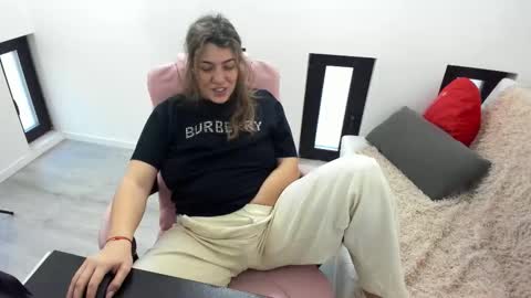 Snapshot of dyanakaylin chatting on March 17, 2026, 4:39 am dayana online show from March 17, 2026, 4:39 am