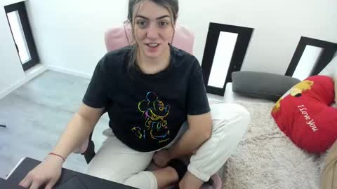 Snapshot of dyanakaylin chatting on March 23, 2026, 5:22 am dayana online show from March 23, 2026, 5:22 am