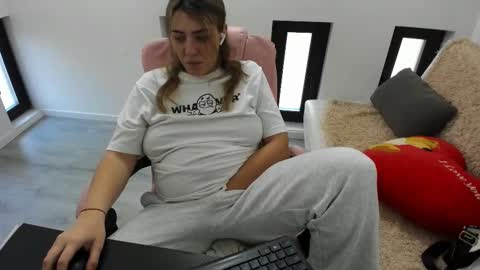 Snapshot of dyanakaylin chatting on March 25, 2026, 5:13 am dayana online show from March 25, 2026, 5:13 am