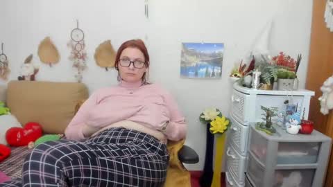 Dyanne online show from February 21, 2025, 2:06 pm