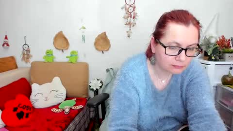 Dyanne online show from March 7, 2025, 1:20 am