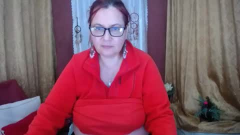 Snapshot of dyannelovee chatting on February 22, 2026, 7:01 pm Dyanne online show from February 22, 2026, 7:01 pm