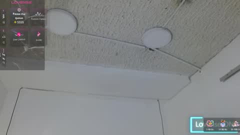 dyla_n18_ online show from February 22, 2026, 6:06 pm