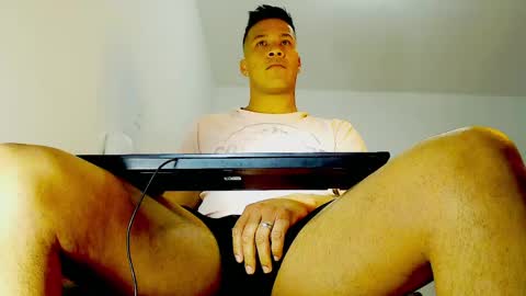 dylam online show from April 29, 2026, 2:48 am