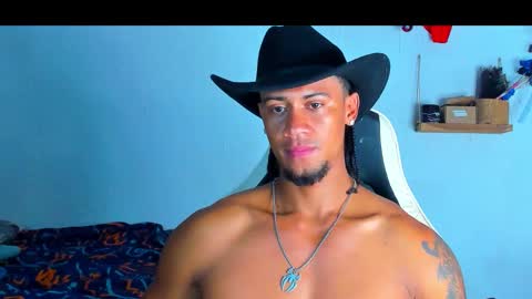 Snapshot of dylan_jake1 chatting on December 22, 2025, 2:25 pm Dylan online show from December 22, 2025, 2:25 pm