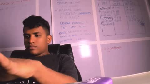 dylan_kisss online show from December 4, 2025, 6:49 pm