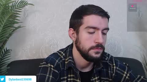 Snapshot of dylan_starxx chatting on December 13, 2024, 7:47 am Dylan online show from December 13, 2024, 7:47 am