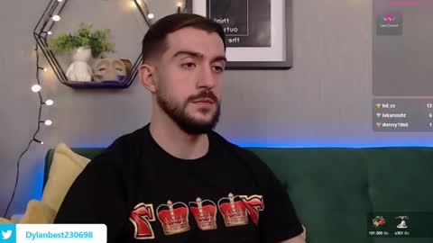 Snapshot of dylan_starxx chatting on December 26, 2024, 7:27 pm Dylan online show from December 26, 2024, 7:27 pm